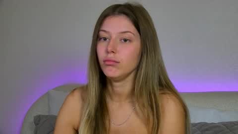 Mia online show from 11, 9, 2025