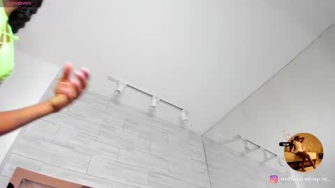 LILIAN  online show from 14, 3, 2026