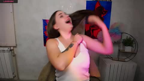 Snapshot of lilianalips chatting on 5, 11, 2025 Liliana online show from 5, 11, 2025