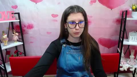 lilianashine online show from 15, 2, 2026