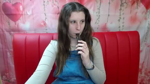 lilianashine online show from 8, 4, 2026