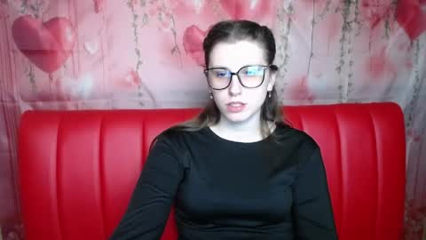 lilianashine online show from 9, 4, 2026