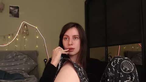 Lilu online show from 15, 10, 2025