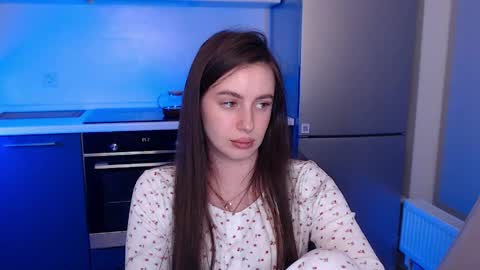 Lilu online show from 28, 4, 2026