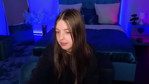 Lili Bakery online show from 1, 3, 2025