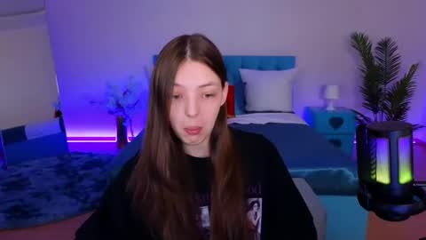 Lili Bakery online show from 4, 8, 2026