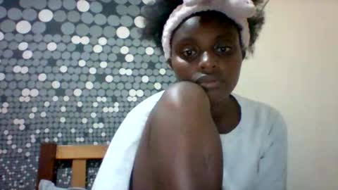 liligal online show from 4, 6, 2026