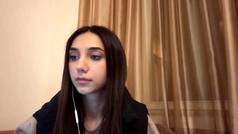 Snapshot of lilihalvorsen chatting on 29, 9, 2025 Lina online show from 29, 9, 2025