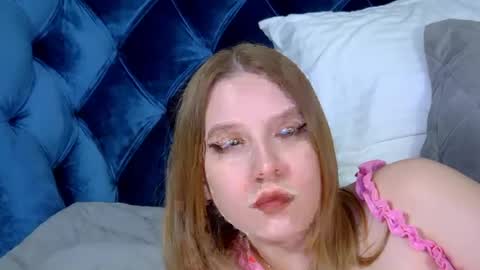 Snapshot of lililinn chatting on 10, 7, 2026 LiliLinn online show from 10, 7, 2026