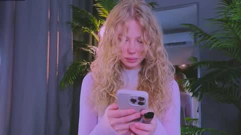 lililok101 online show from 17, 3, 2026