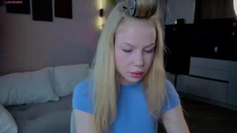 Snapshot of lililok101 chatting on 26, 6, 2026 lililok101 online show from 26, 6, 2026