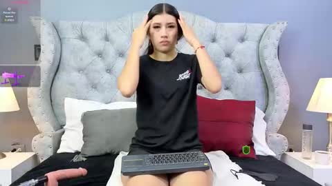 Lilia online show from 10, 11, 2025