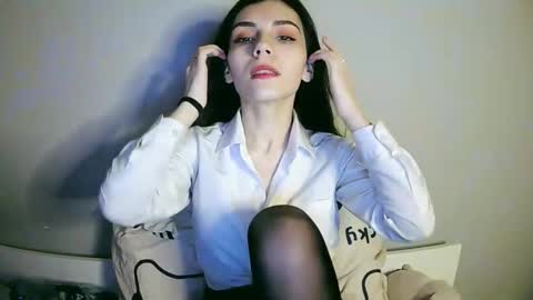 lilirose online show from 3, 1, 2025