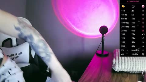 lilirose online show from 18, 10, 2025