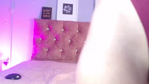 lilirousee online show from 2, 7, 2026