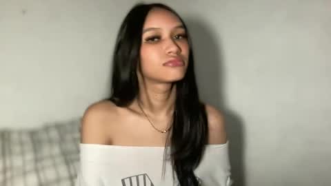Snapshot of lilit_sensual chatting on 8, 7, 2026 Chloe online show from 8, 7, 2026
