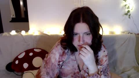 Snapshot of lilith___moon chatting on 14, 10, 2025 Lilly online show from 14, 10, 2025