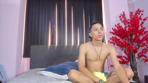 Snapshot of lilith_and_marcusblain chatting on 30, 12, 2024 Lili  Marcus online show from 30, 12, 2024