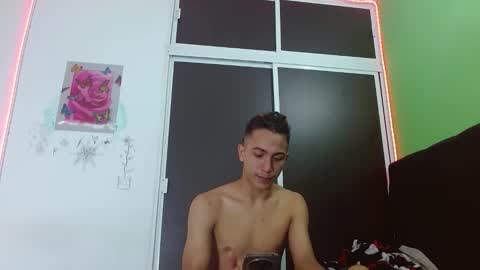 Snapshot of lilith_and_marcusblain chatting on 14, 9, 2025 Lili  Marcus online show from 14, 9, 2025