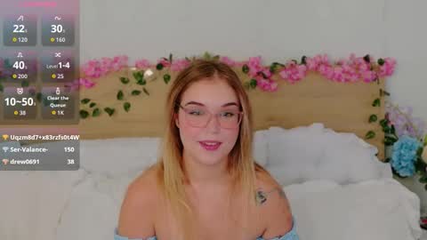 Snapshot of lilith_bonheur chatting on 14, 12, 2025 Lilith Bonheur online show from 14, 12, 2025