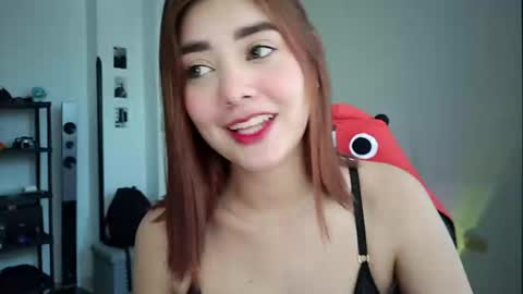 Snapshot of lilith_cruzz chatting on 2, 12, 2024 Lilith online show from 2, 12, 2024