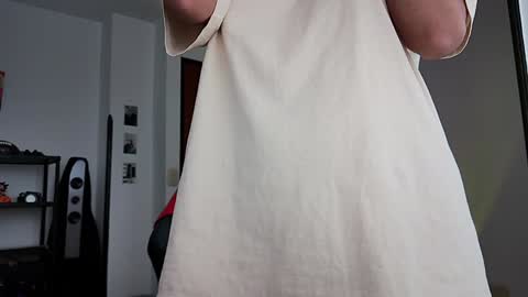 Snapshot of lilith_cruzz chatting on 16, 1, 2025 Lilith online show from 16, 1, 2025