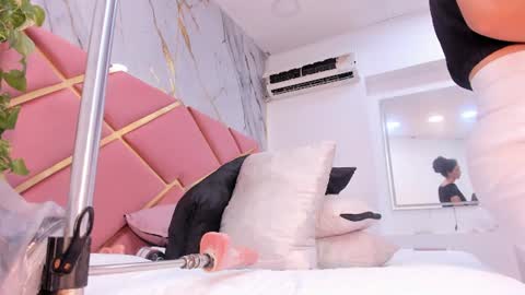 Snapshot of lilith_kramston chatting on 6, 8, 2026 Lilith online show from 6, 8, 2026