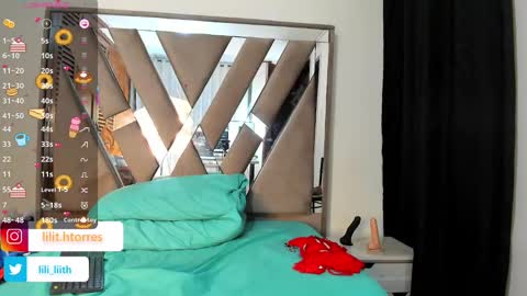 liliINDEPENDENT MODEL online show from 18, 11, 2025