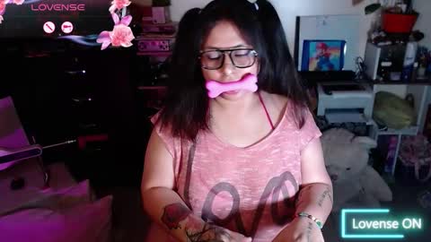 Snapshot of lilith_tyler chatting on 14, 11, 2025 lilith_tyler online show from 14, 11, 2025