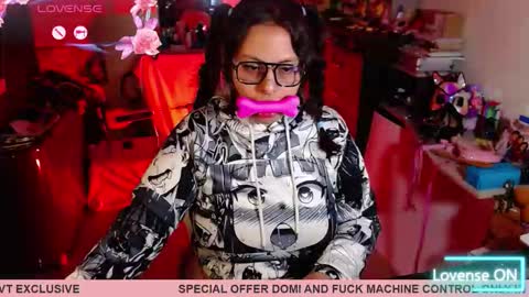 Snapshot of lilith_tyler chatting on 23, 11, 2025 lilith_tyler online show from 23, 11, 2025