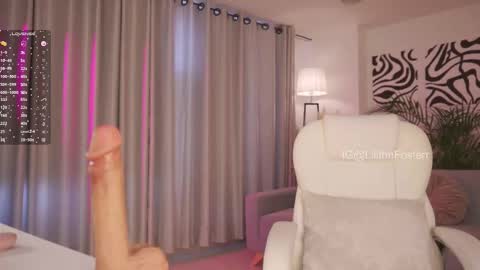 Snapshot of lilithhfosterr chatting on 19, 3, 2026 Lili online show from 19, 3, 2026