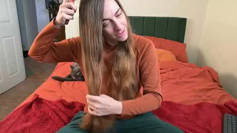 L online show from 21, 10, 2025