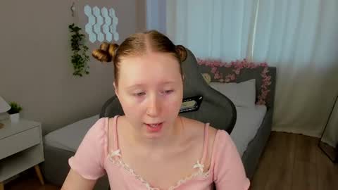Snapshot of lilitiny chatting on 23, 7, 2026 Lili Tiny GMT2 3-10AM MonTueWedThuSat online show from 23, 7, 2026