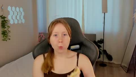 Snapshot of lilitiny chatting on 3, 8, 2026 Lili Tiny GMT2 3-10AM MonTueWedThuSat online show from 3, 8, 2026