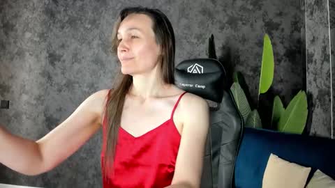 Snapshot of lillian_white1 chatting on 19, 10, 2025 lillian_white1 online show from 19, 10, 2025