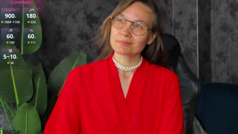 lillian_white1 online show from 22, 6, 2026