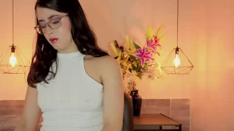 Snapshot of lillianderson chatting on 18, 9, 2025 lillianderson -  Next stream start at 0700hs GTM-3 online show from 18, 9, 2025