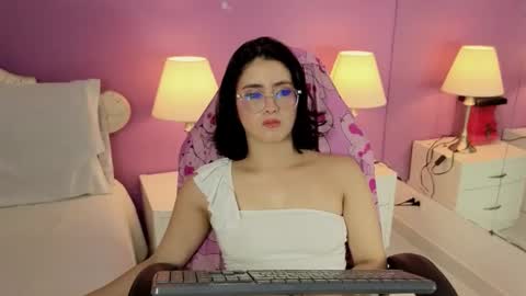 Snapshot of lillianderson chatting on 24, 10, 2025 lillianderson -  Next stream start at 0700hs GTM-3 online show from 24, 10, 2025