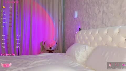 Lara Angel online show from 12, 3, 2025