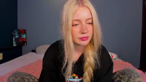 lillie_berry online show from 10, 7, 2026
