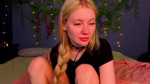 lillie_berry online show from 17, 7, 2026