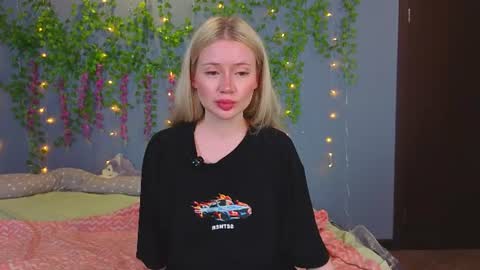 lillie_berry online show from 30, 7, 2026