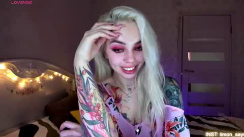 LilliMoore online show from 22, 6, 2026