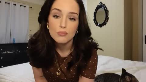 lilly_adams88 online show from 14, 12, 2025