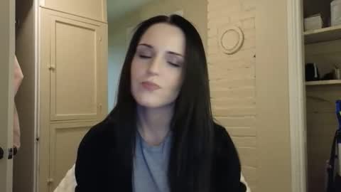 lilly_adams88 online show from 17, 1, 2026