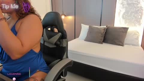 L I L L Y online show from 6, 10, 2025