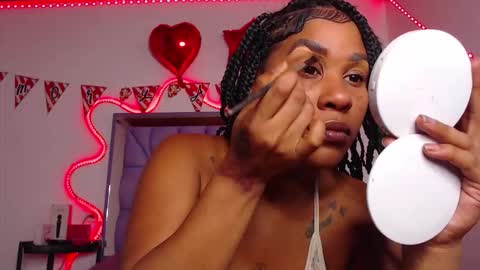 Queen Qos.  online show from 15, 9, 2025