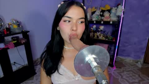 Lilly  online show from 19, 9, 2025