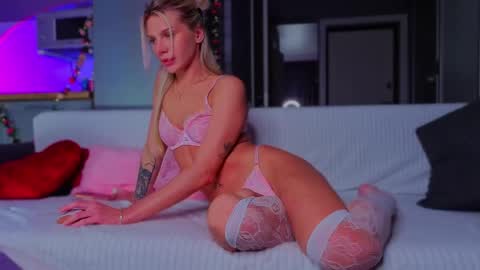 lilly_lux online show from 30, 4, 2026
