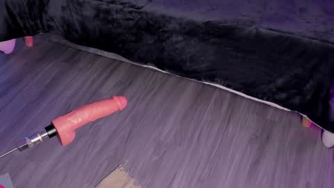 Lilly Ortiz online show from 4, 1, 2025